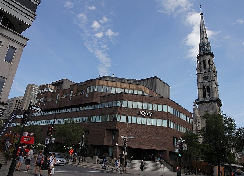 L'UQAM est au bord de la grève, alors que les négociations entre le SÉTUE et l'administration arrivent à un point mort.